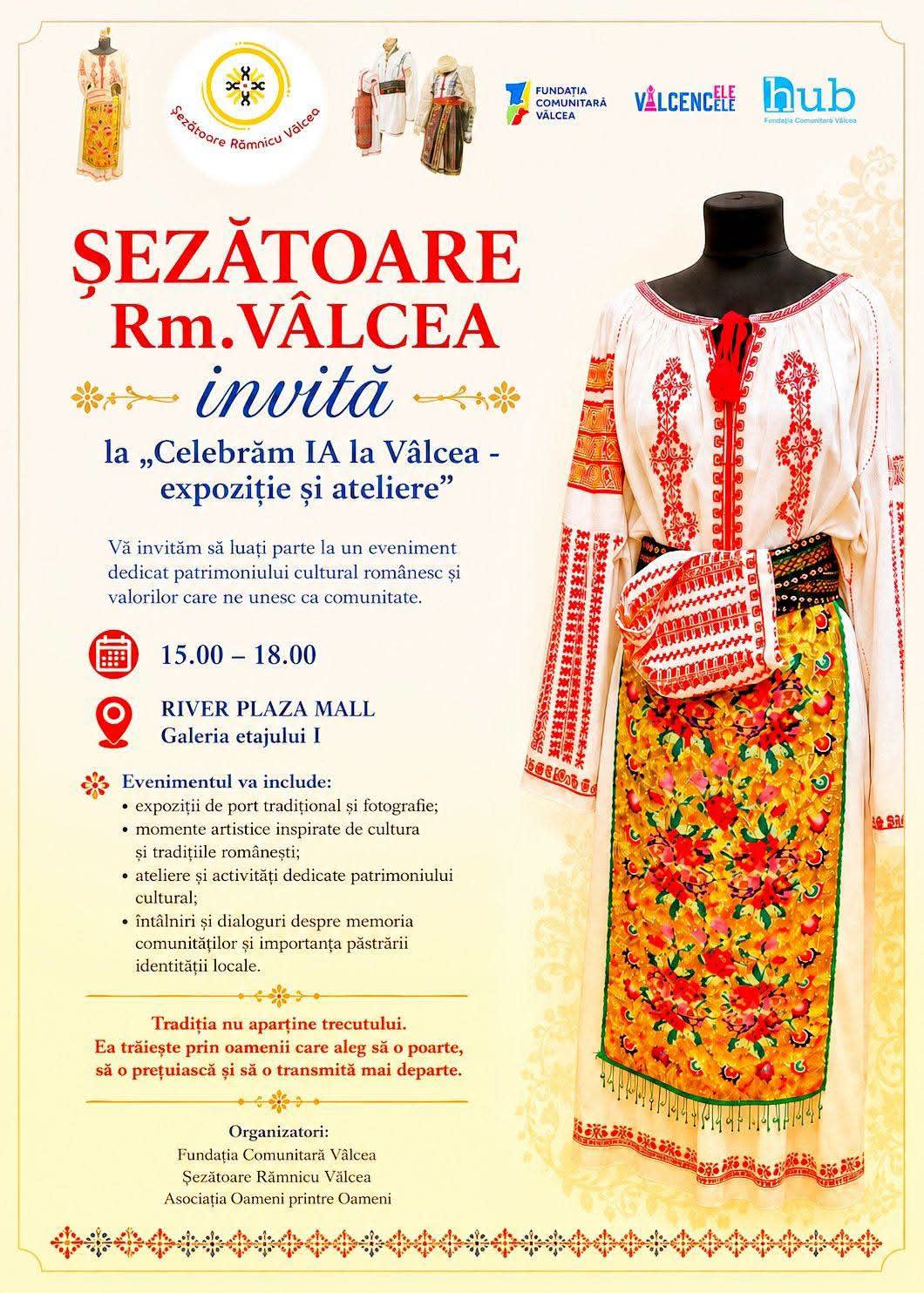 Oameni în costume populare românești participând la eveniment în Râmnicu Vâlcea Oameni în costume populare românești participând la eveniment în Râmnicu Vâlcea