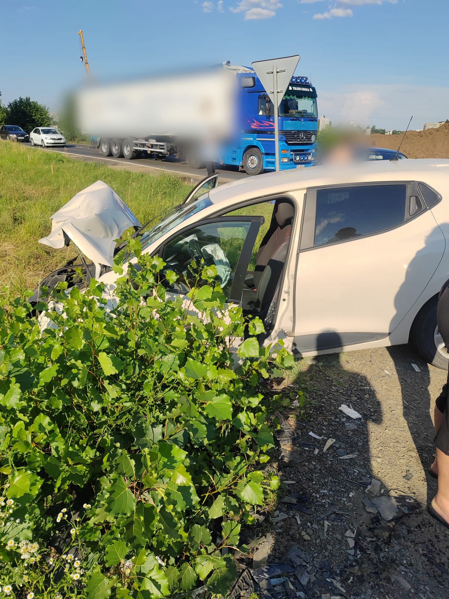 Accident rutier aproape de Timișoara, impact între două mașini