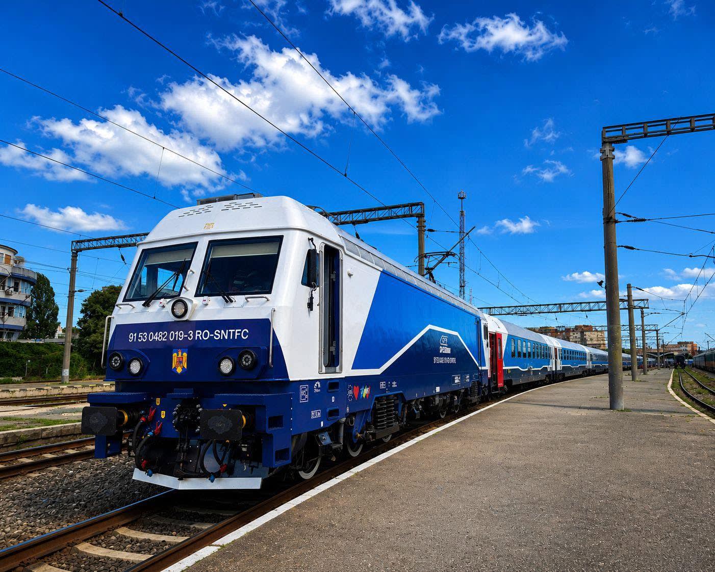 Locomotivă electrică modernizată CFR Călători în circulație Locomotivă electrică modernizată CFR Călători în circulație