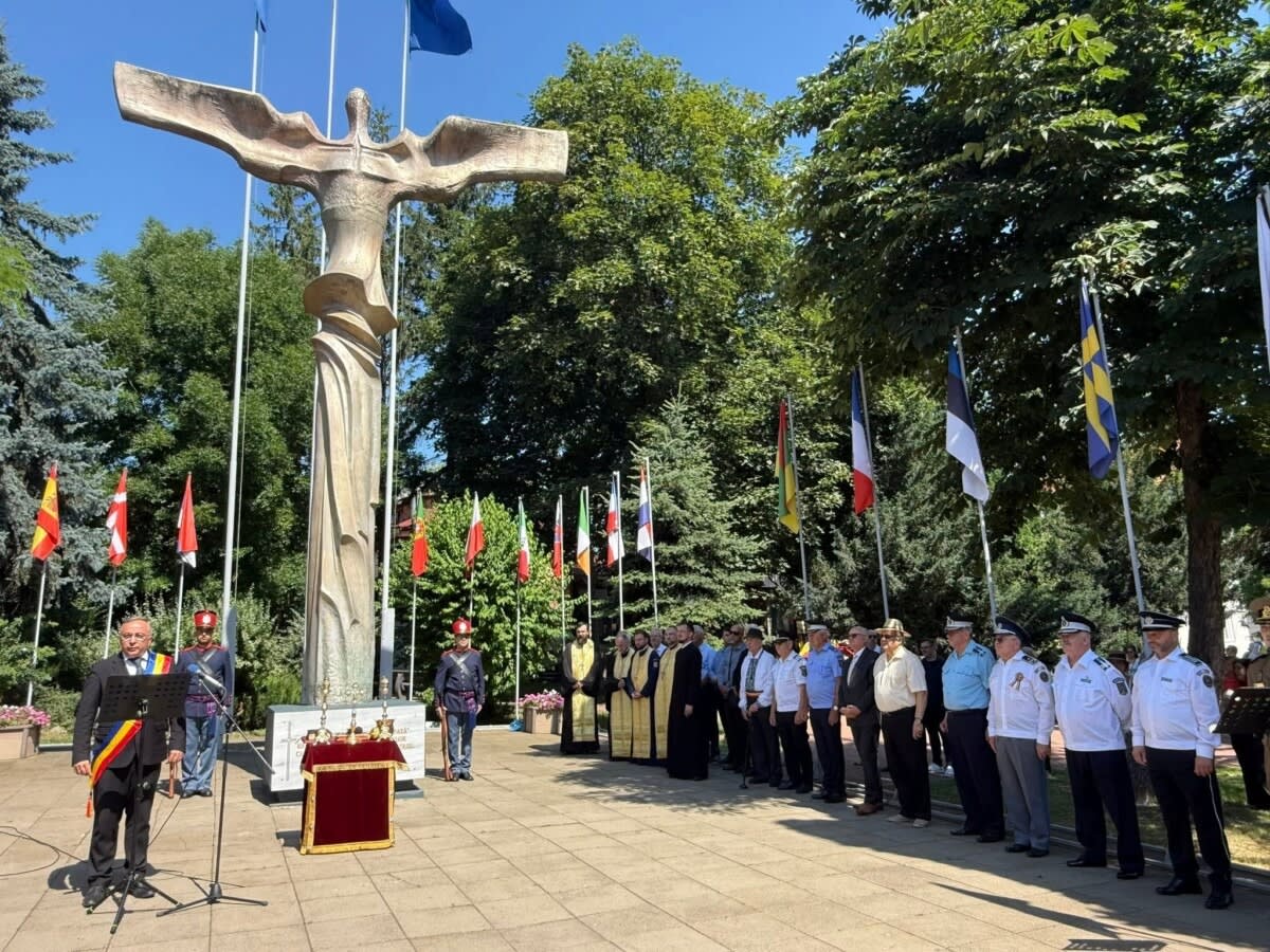 Ceremonie de Ziua Drapelului în Suceava Ceremonie de Ziua Drapelului în Suceava