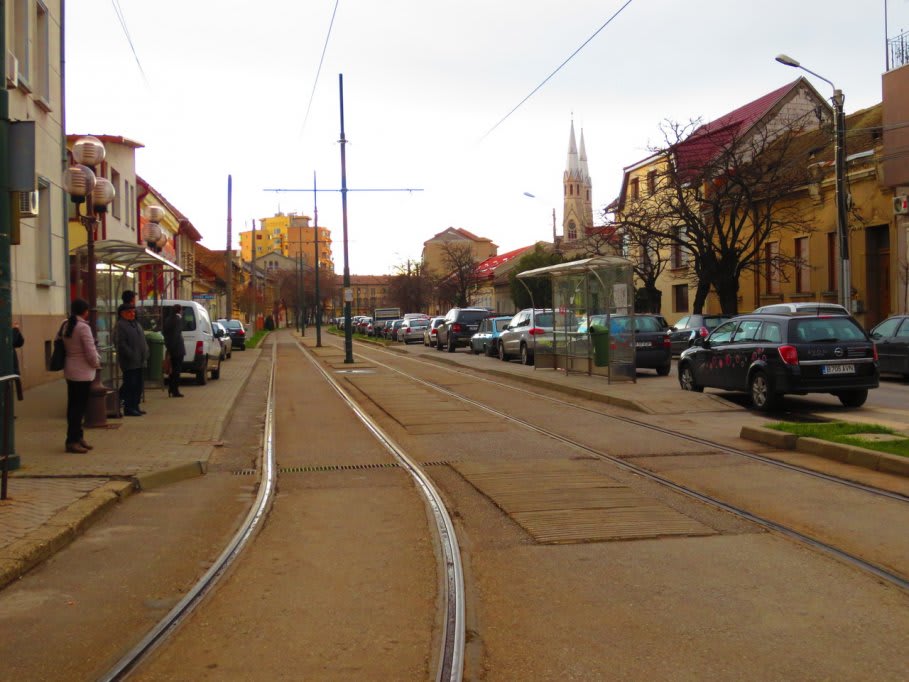 Clădire nefolosită pe strada Independenței, destinată centrului de sănătate mintală Clădire nefolosită pe strada Independenței, destinată centrului de sănătate mintală