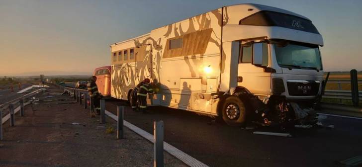 Accident rutier pe autostrada Timișoara-Lugoj, intervenție poliție și echipaje de urgență