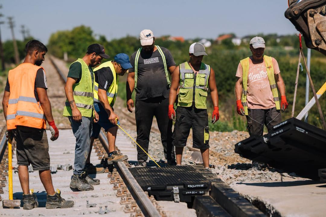 Lucrări de modernizare a trecerii peste calea ferată între Semenic și Urseni, Timiș