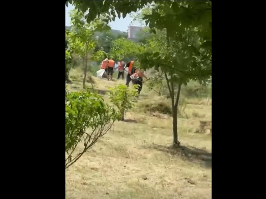 Persoane private de libertate în acțiune de voluntariat la Microrezervația Constanța