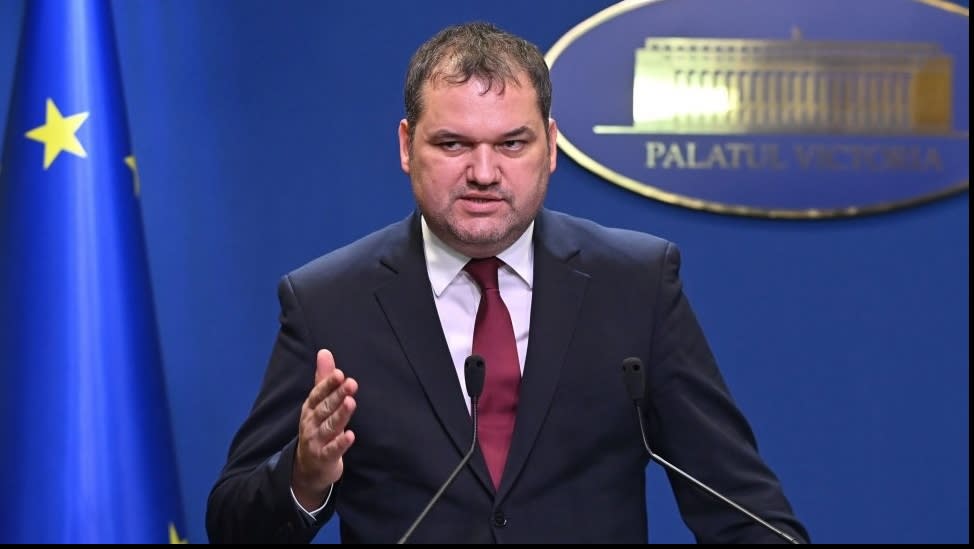 Cseke Attila în conferință de presă la Sibiu Cseke Attila în conferință de presă la Sibiu