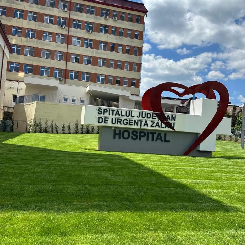 Medici și pacienți în cabinet medical românesc Medici și pacienți în cabinet medical românesc