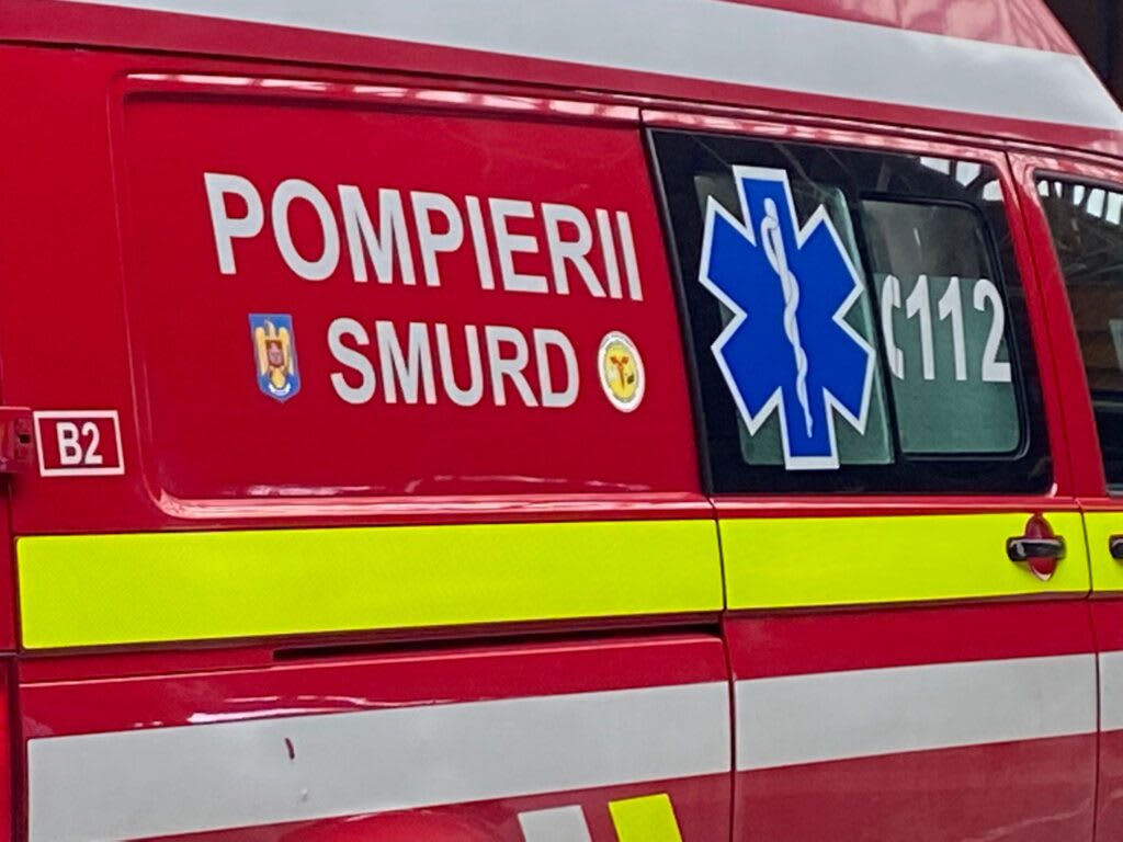 Salvatori și mașini avariate la accidentul din Eforie Nord Salvatori și mașini avariate la accidentul din Eforie Nord