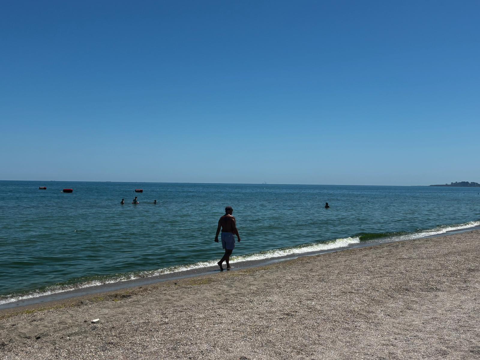 Vânt și nori peste munți și litoralul Dobrogei în timpul unei prognoze meteo Vânt și nori peste munți și litoralul Dobrogei în timpul unei prognoze meteo