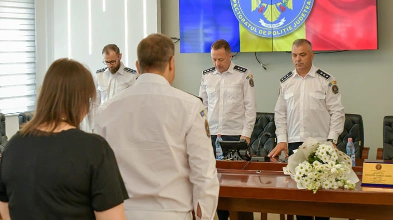 Ceremonie comemorativă la IPJ Olt pentru George Lelian Pălăștea Ceremonie comemorativă la IPJ Olt pentru George Lelian Pălăștea