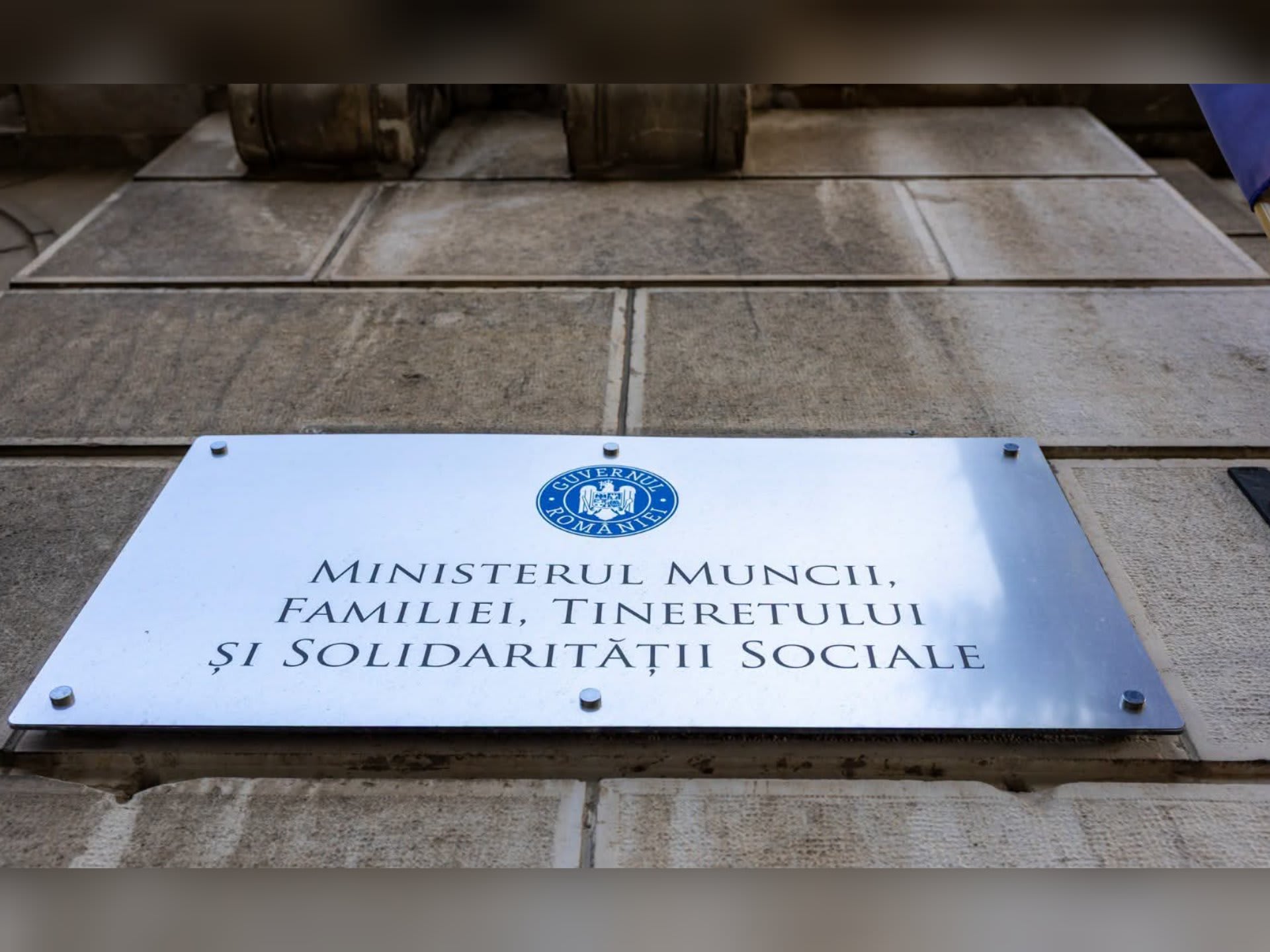Ministrul Muncii anunță măsuri pentru protecția vulnerabililor