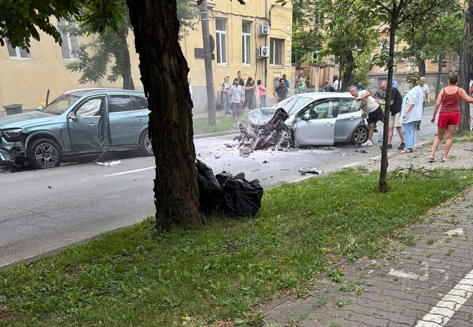 Pompieri descarcere mașini accident Timișoara