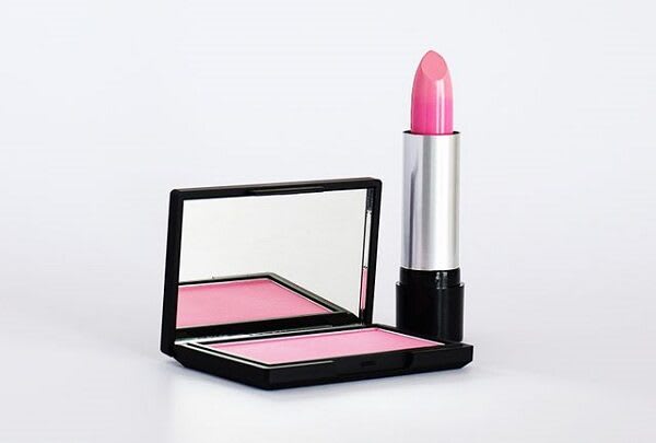 Produse cosmetice Maybelline pentru machiaj Produse cosmetice Maybelline pentru machiaj