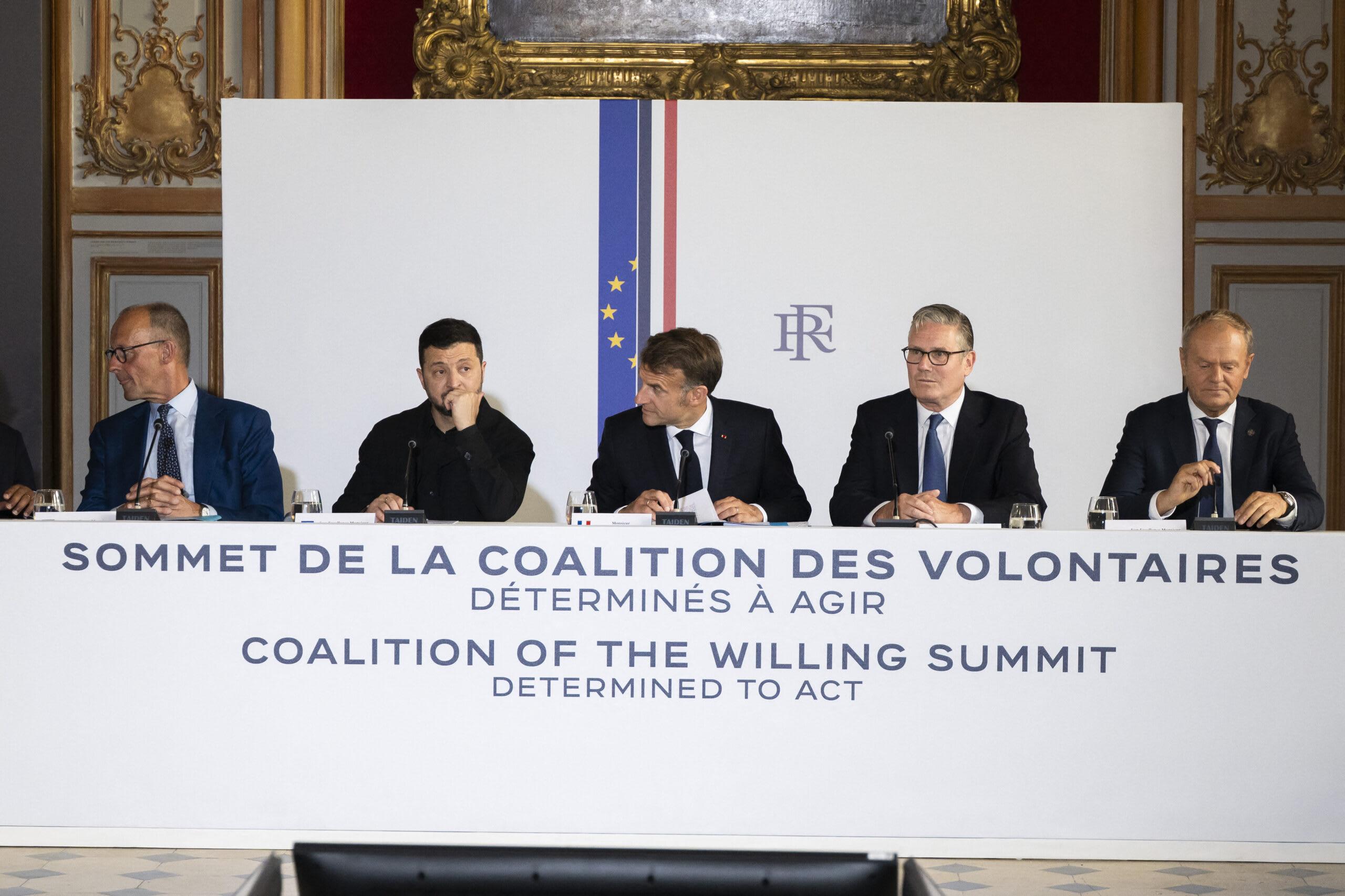 Ofițeri militari europeni și ucraineni în discuție, sistem de apărare antirachetă