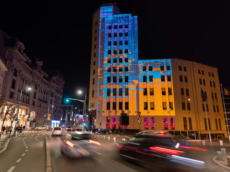 Cer noros cu ploi și descărcări electrice în București