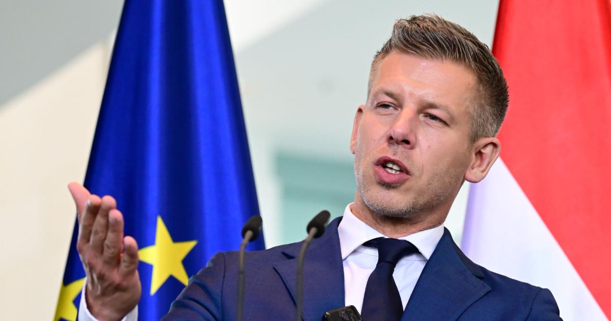 Parlamentul Ungariei în sesiune, politicieni în dezbatere