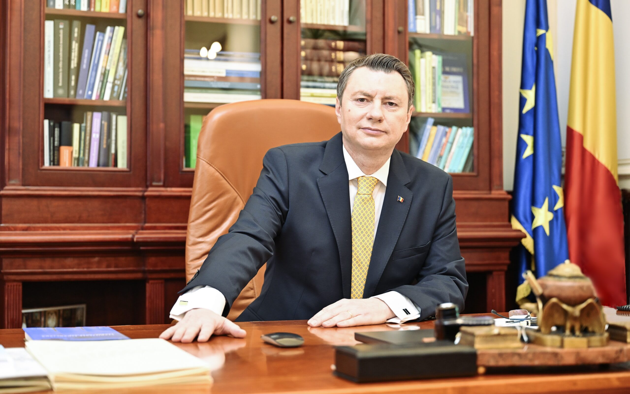 Cosmin Marinescu în interviu, discuție despre economie și politică publică