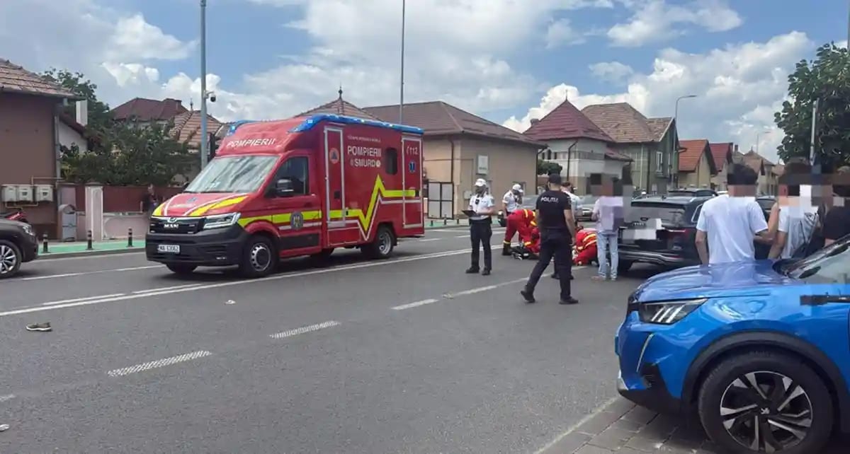 Mașină accidentată pe strada Tudor Vladimirescu din Alba Iulia