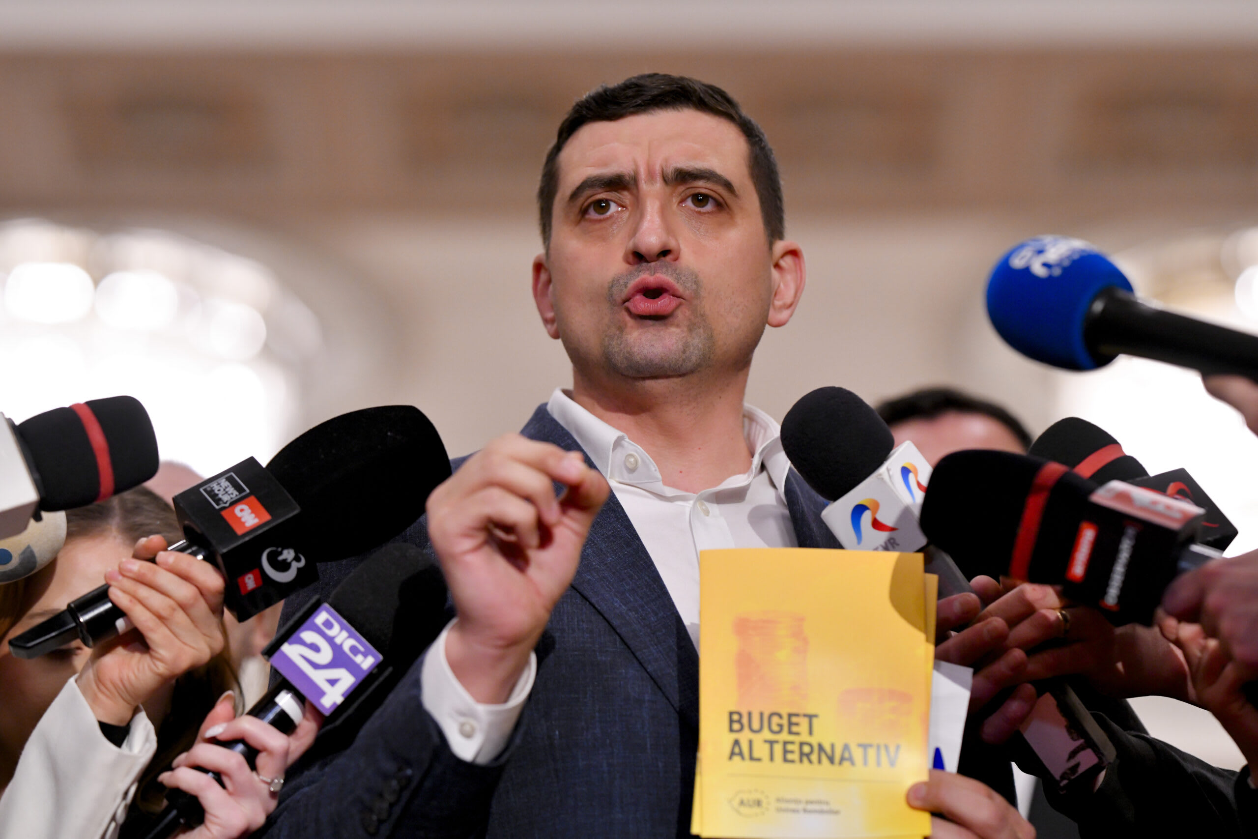 George Simion și Nicușor Dan în dezbatere politică
