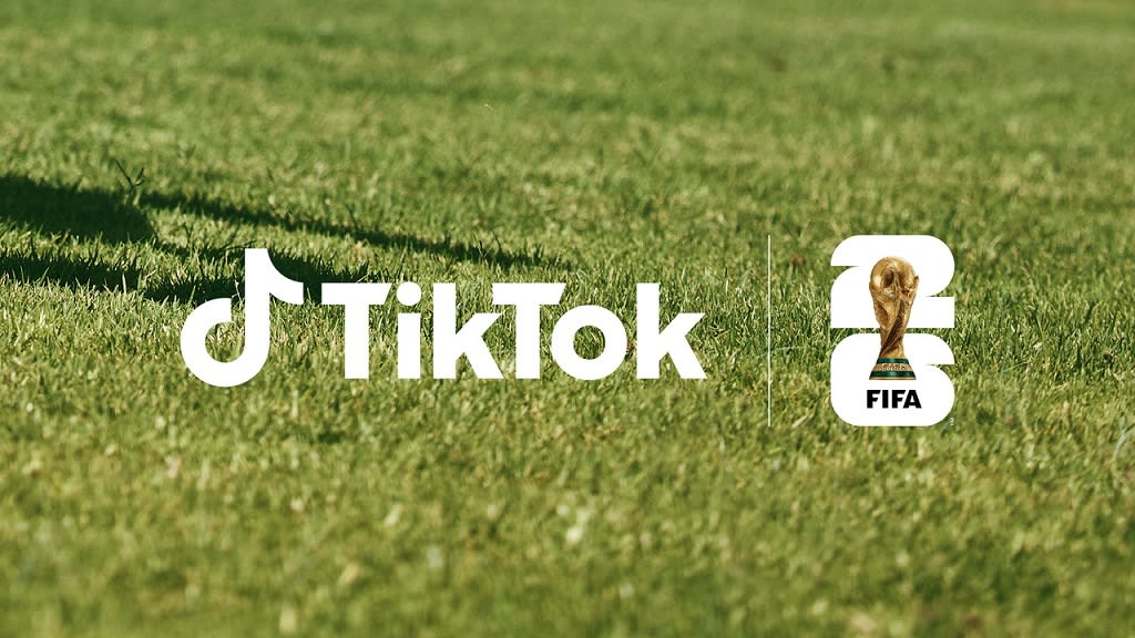 Fani Cupa Mondială FIFA 2026 pe TikTok, creând conținut divers