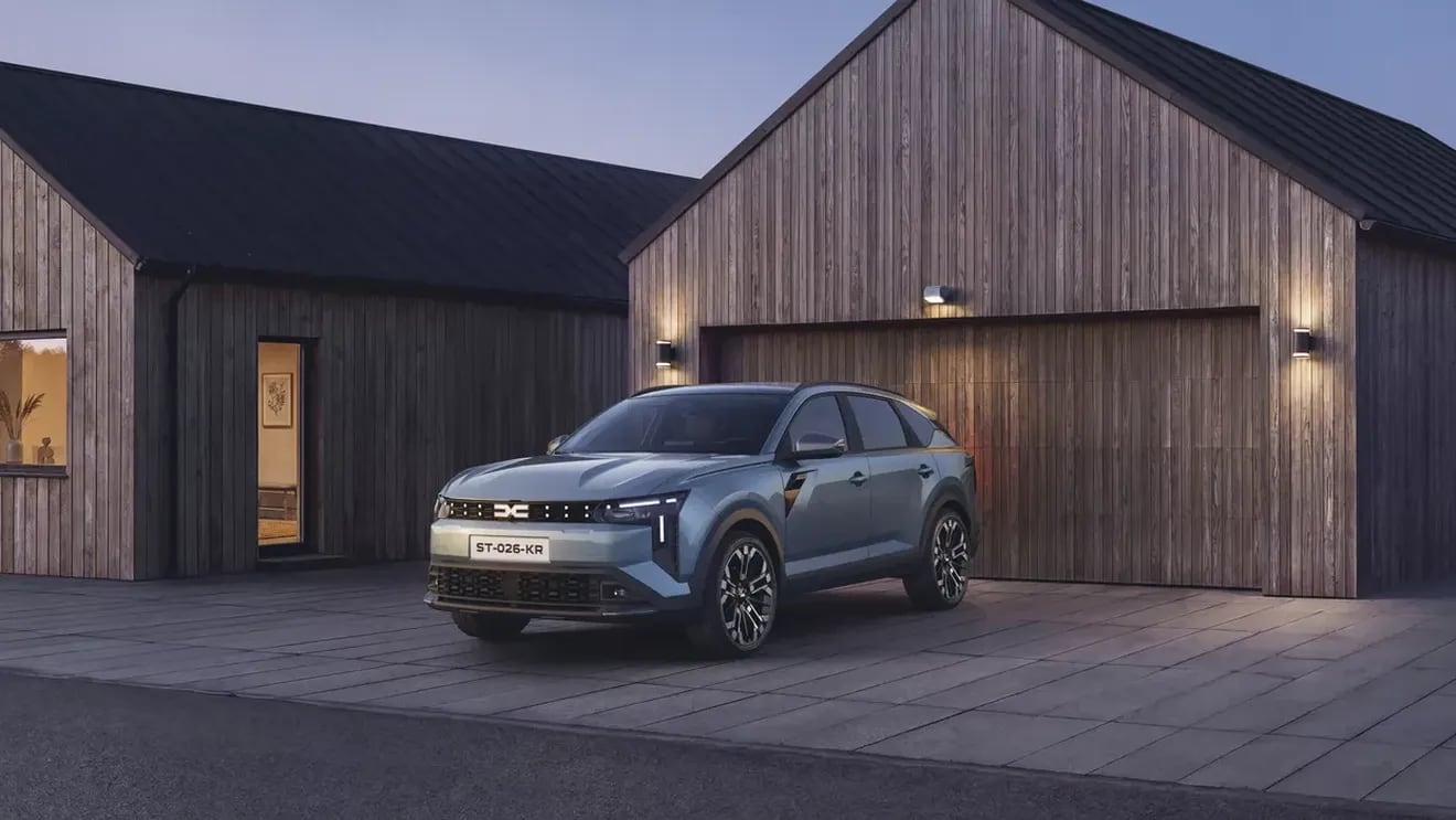 Comparatie modele Dacia Striker și Bigster, interior și exterior