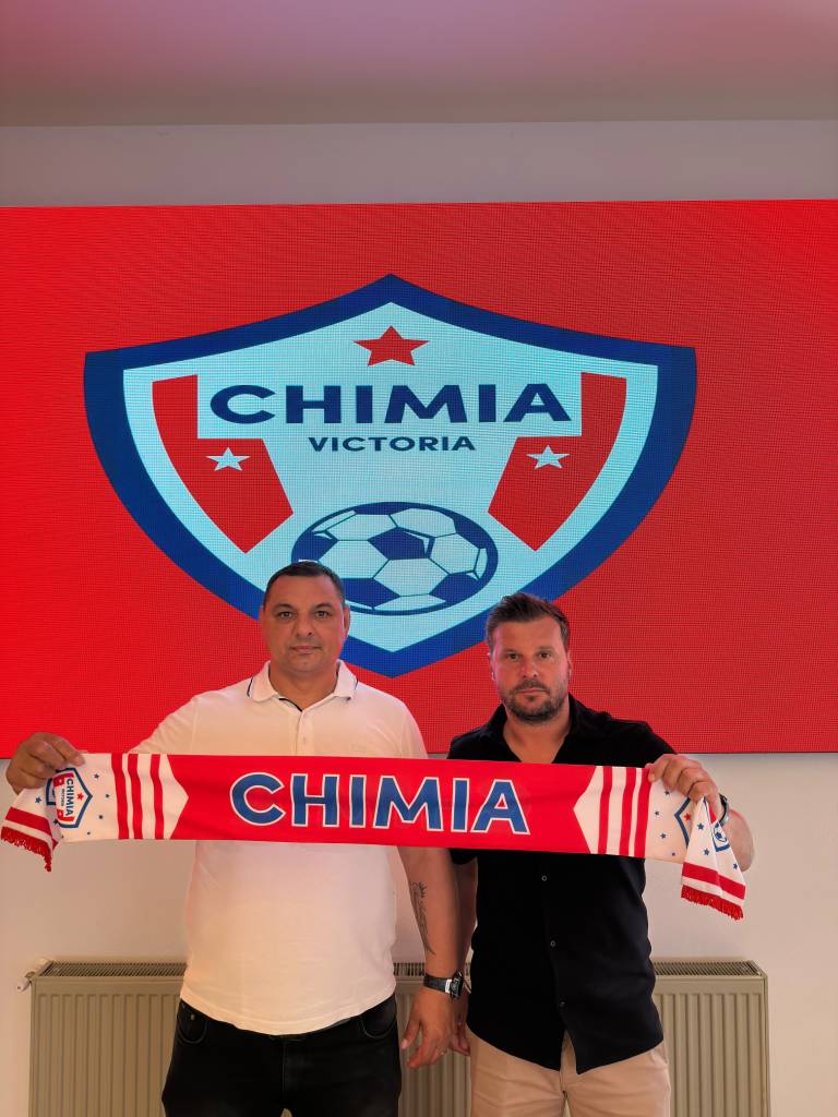Ionel Ganea antrenor Chimia Victoria