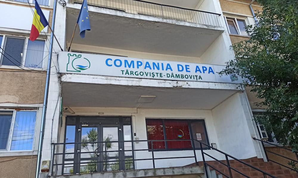 Sediul companiei de apă din Târgoviște, România