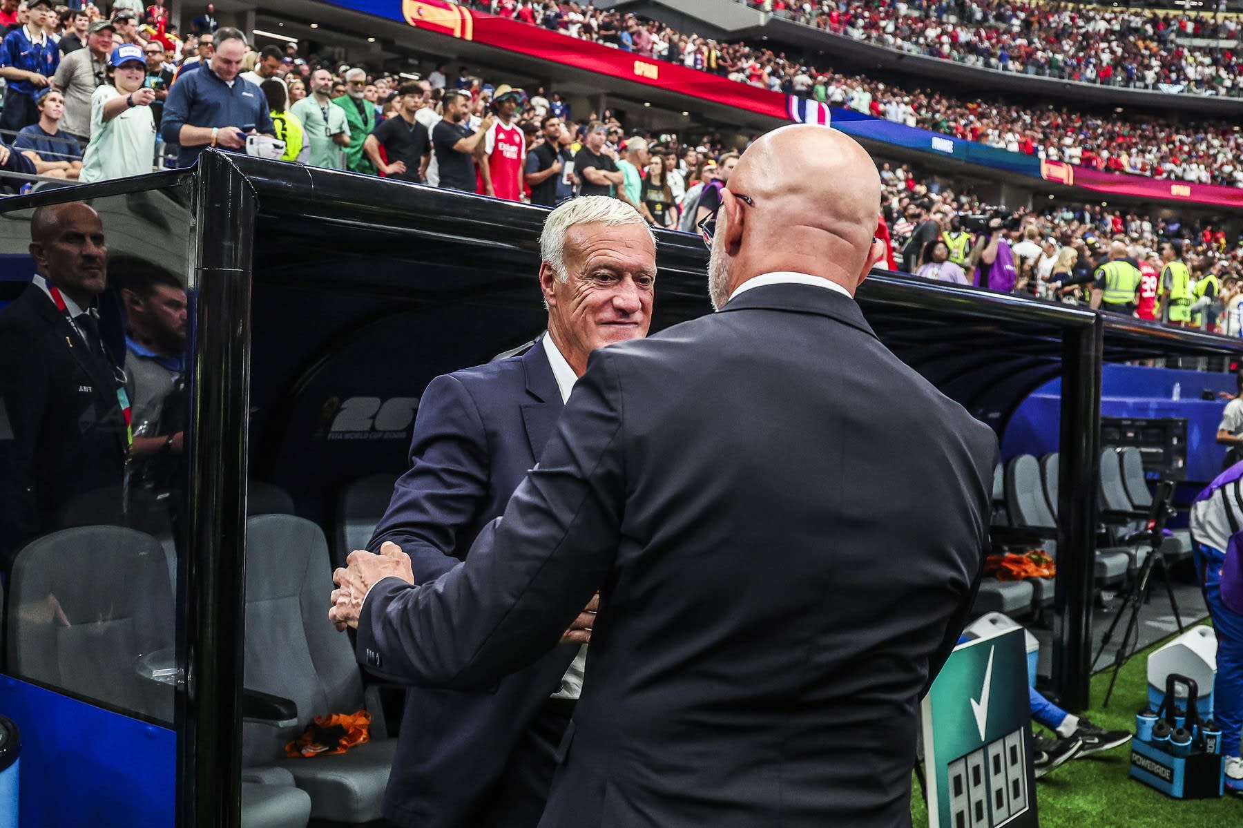 Luis de la Fuente și Didier Deschamps înaintea semifinalei CM 2026