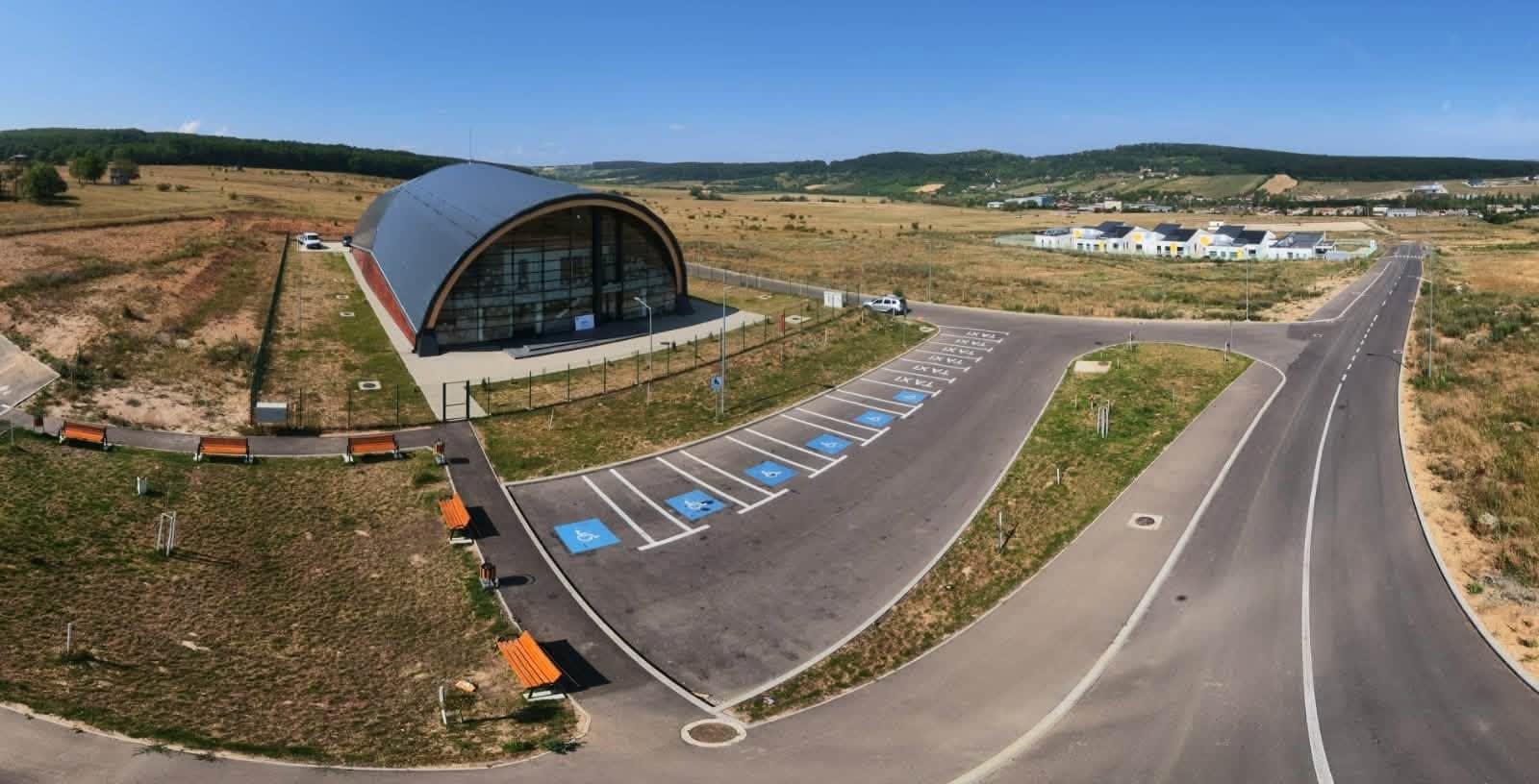 Bazin de înot modern în Zalău, șantier finalizat, pregătiri pentru deschidere