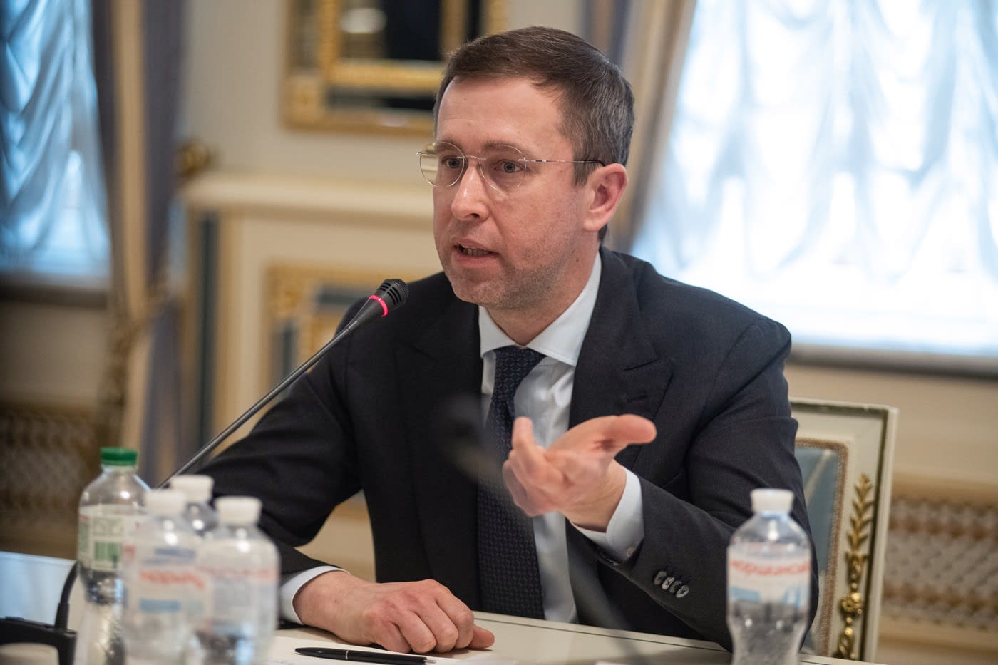 Președintele Zelenski și Sergii Koretskyi în timpul anunțului