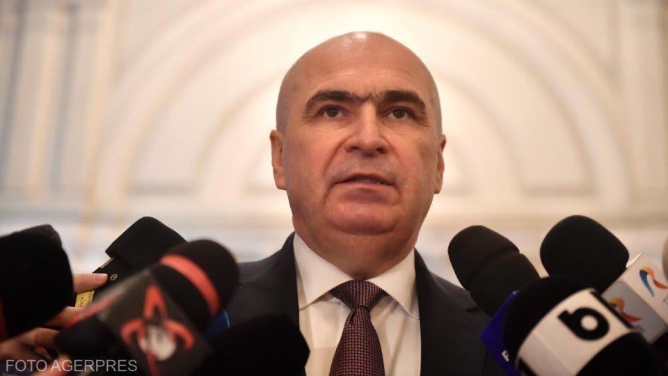 Ilie Bolojan în timpul unei conferințe despre fondurile PNRR
