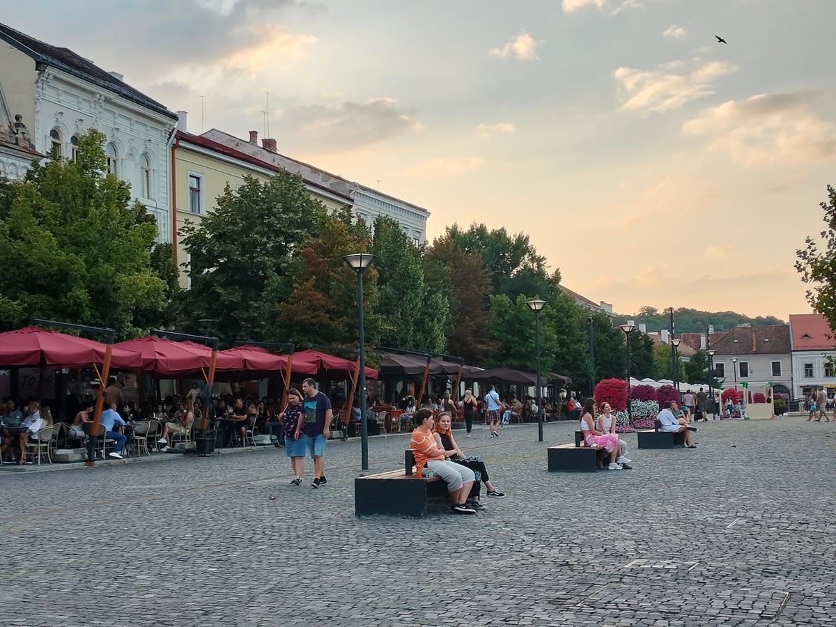 Cer variabil cu nori și ploi în Cluj, pe 16 iulie 2026 Cer variabil cu nori și ploi în Cluj, pe 16 iulie 2026