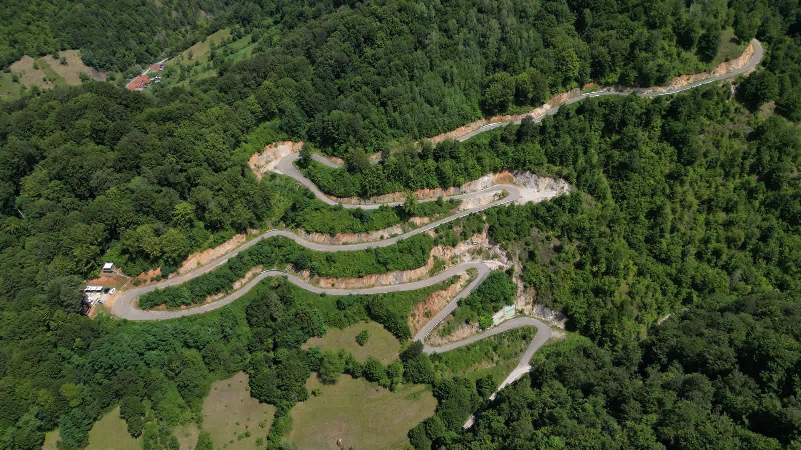 Lucrări de modernizare pe DJ 684 în zona montană Timiș