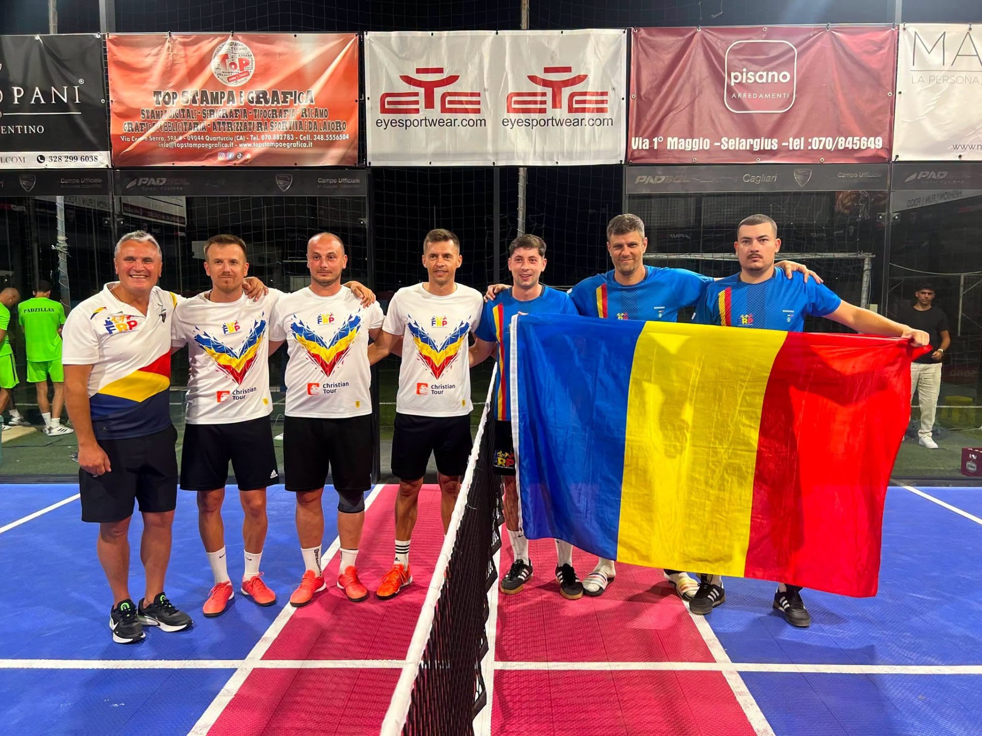 Sportivi olteni câștigând medalii la competiție internațională Sportivi olteni câștigând medalii la competiție internațională
