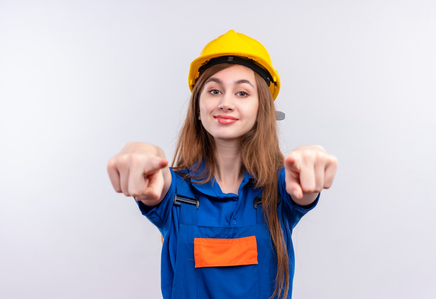 Studenți în practică la compania Apa Nova București