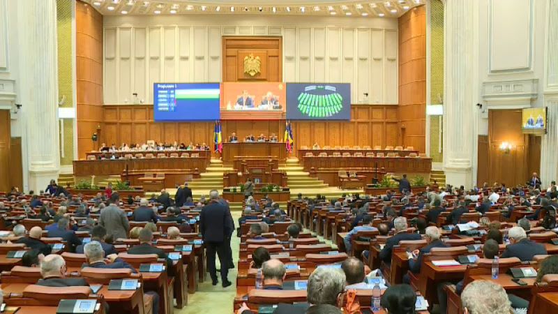 Lideri politici discutând despre negocierile guvernamentale
