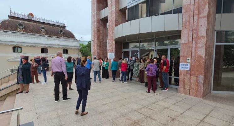 Protest angajați din sistemul financiar public