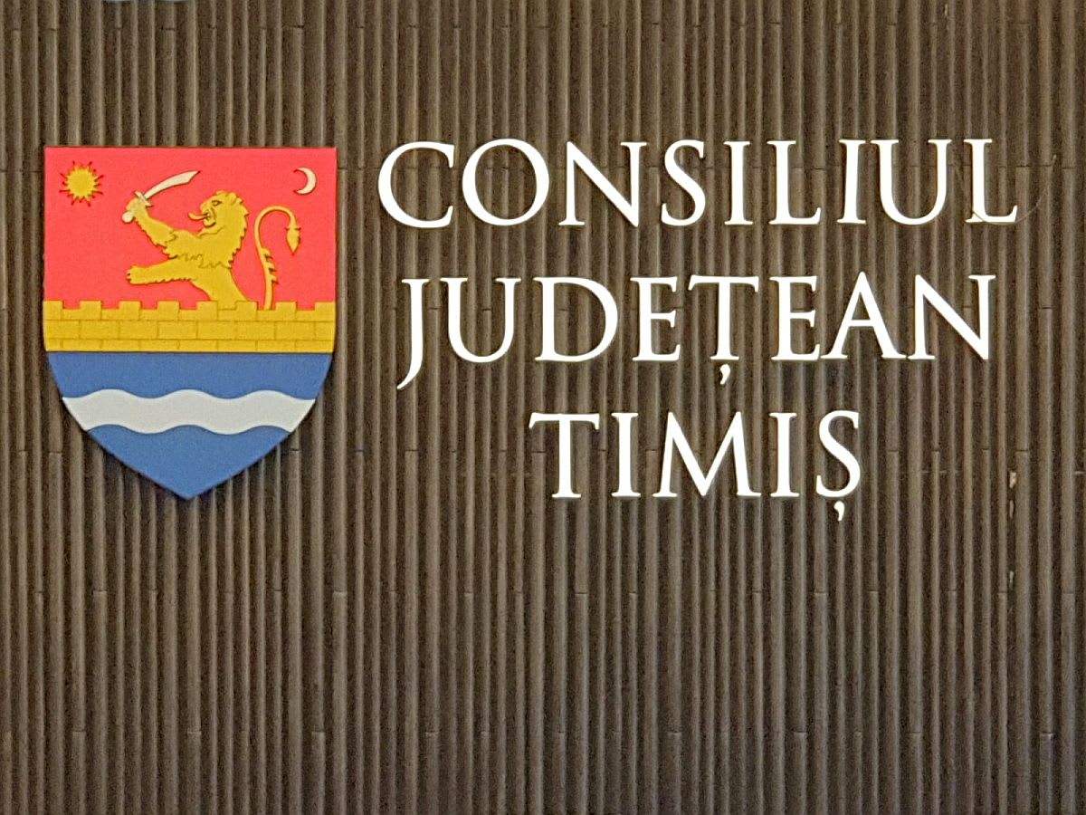 Primărie și clădiri administrative în Timiș, România