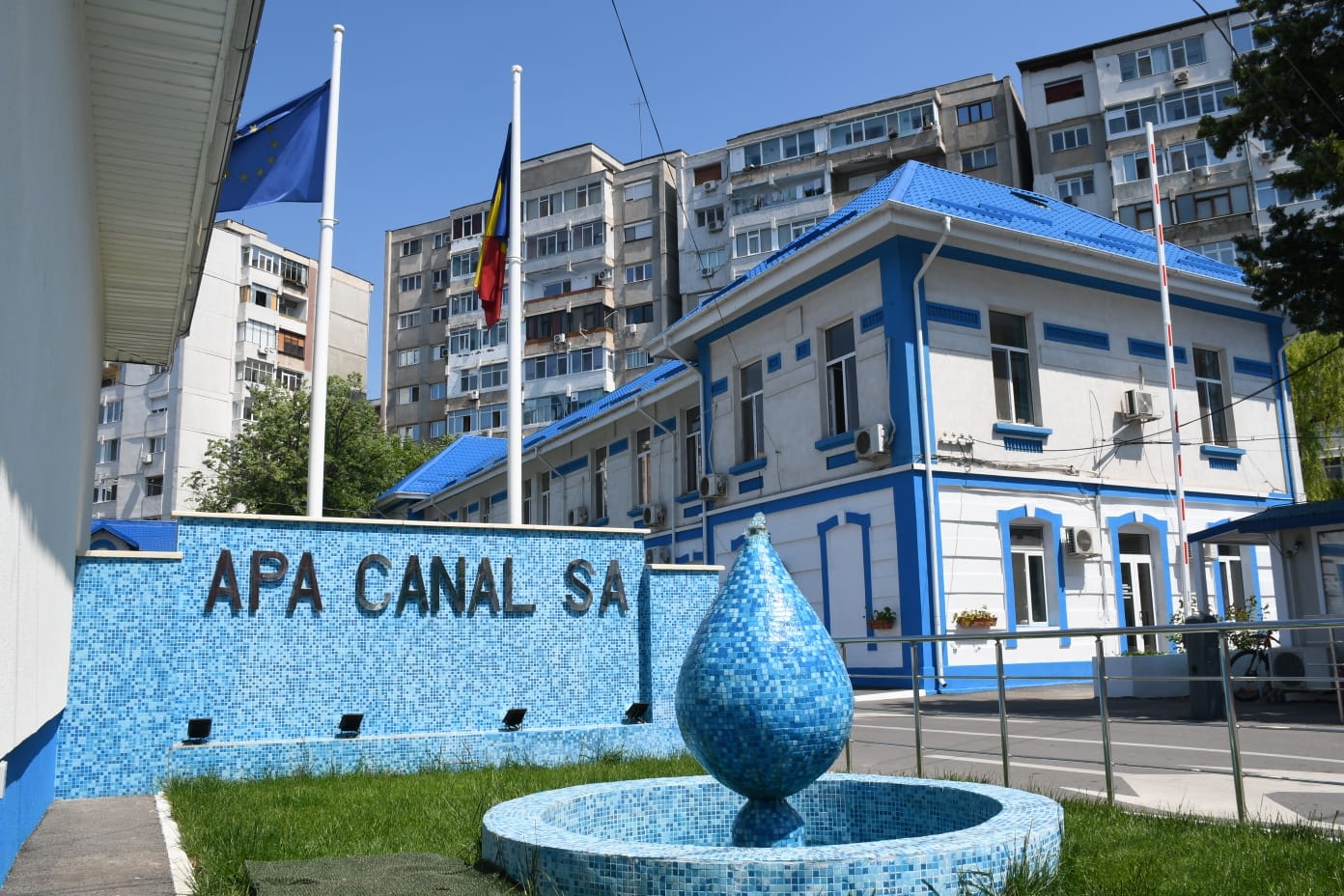 Conductă de apă reabilitată în Galați, muncitori și utilaje