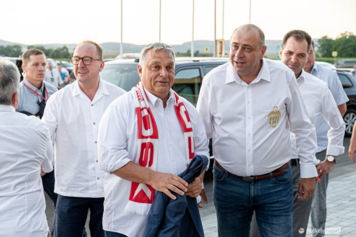 Patronul Laszlo Dioszegi în conferință, discurs despre situația financiară a Sepsi OSK
