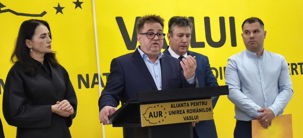 Ionel Sandu, liderul AUR Vaslui, solicită deschiderea gratuită a Teatrului de Vară pentru finalele Campionatului Mondial Ionel Sandu, liderul AUR Vaslui, solicită deschiderea gratuită a Teatrului de Vară pentru finalele Campionatului Mondial