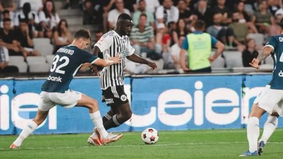 Jucători Universitatea Cluj la meciul cu Dinamo Kiev Jucători Universitatea Cluj la meciul cu Dinamo Kiev