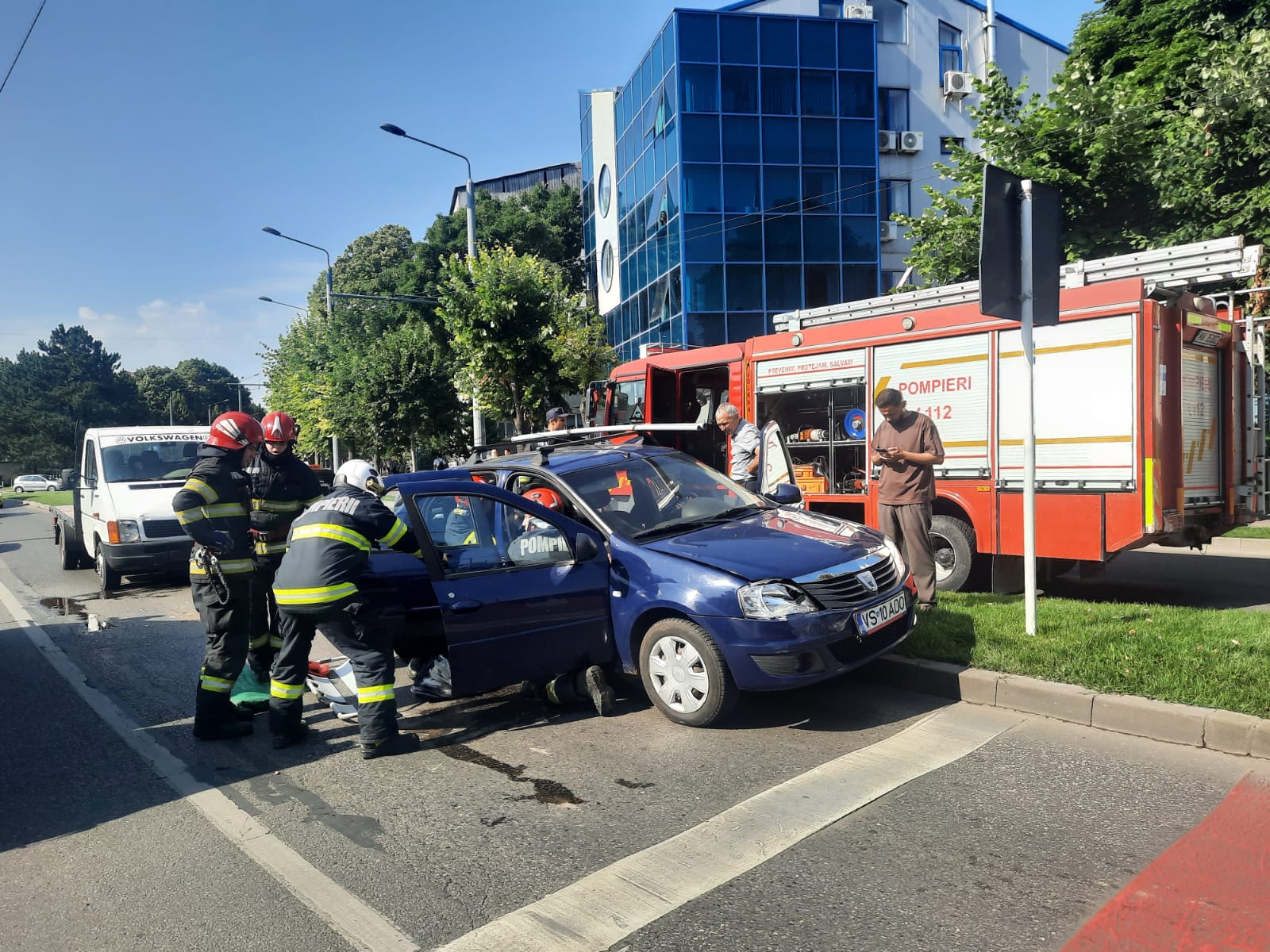 Accident grav la Vaslui, Dacie Logan