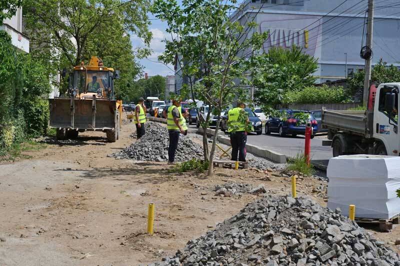 Lucrări de lărgire a părții carosabile pe strada Victoriei din Baia Mare
