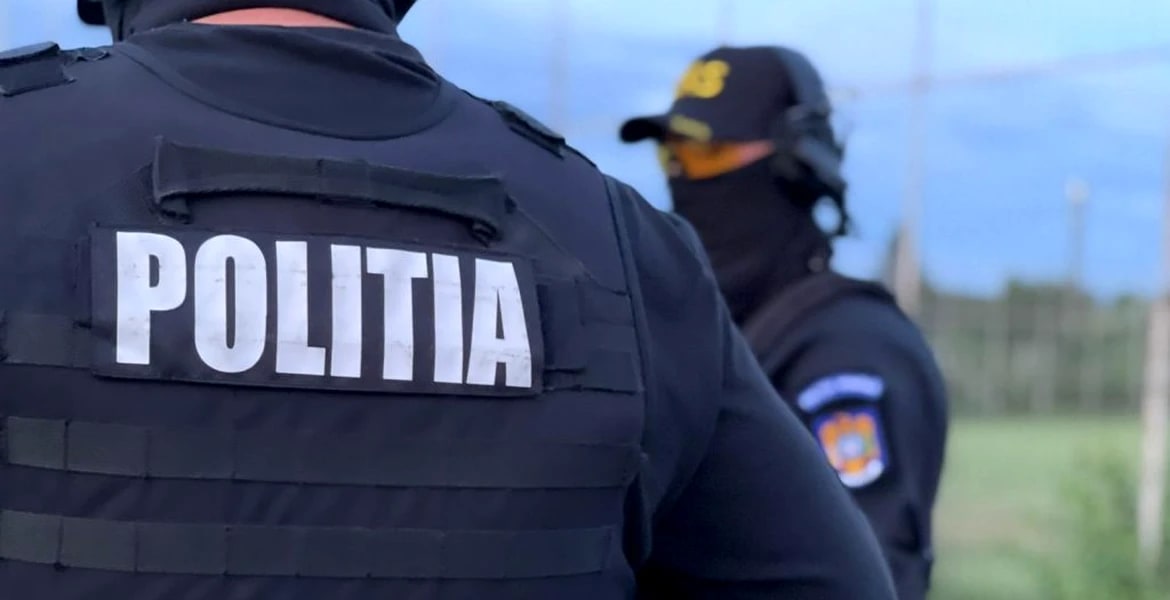 Polițiști și inspectori în control în zona Târgului Râureni Polițiști și inspectori în control în zona Târgului Râureni