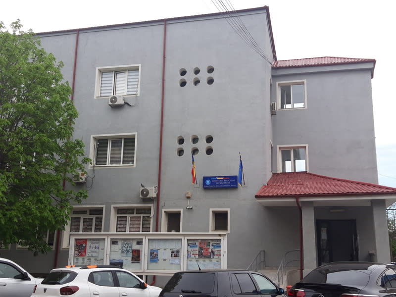 Repartizarea elevilor cu CES și de etnie romă la liceu