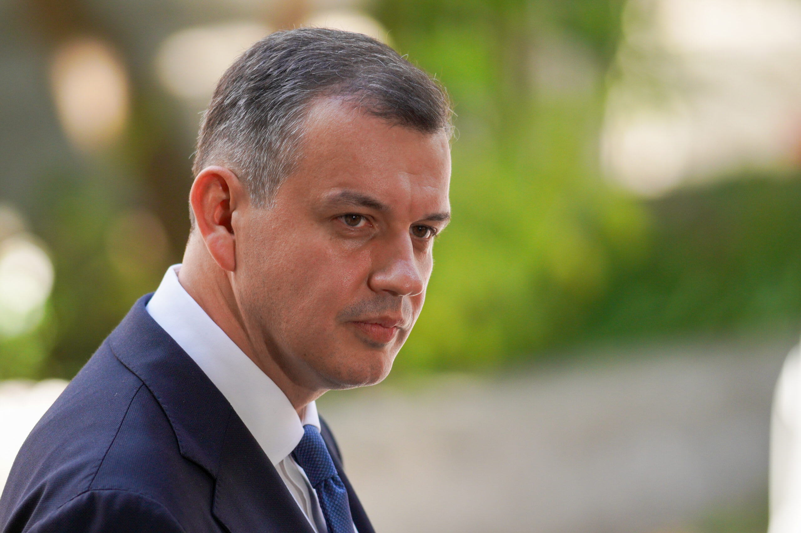 Eugen Tomac la o conferință de presă