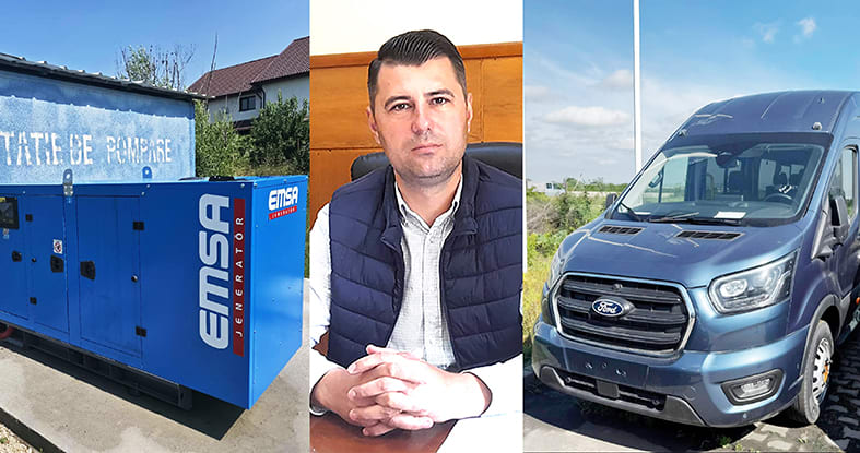 Primar Mugurel Breoi în fața utilajelor, comunitate în fundal