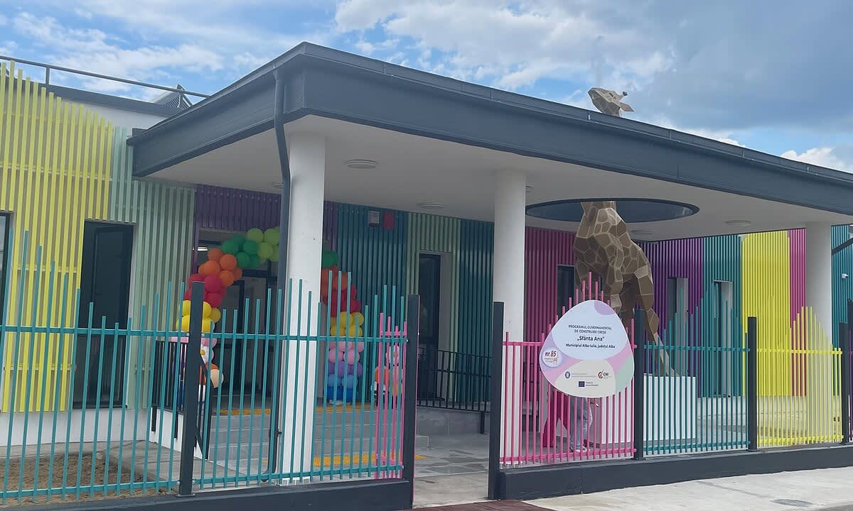 Clădire modernă de creșă în Alba Iulia, cartier Gheorghe Șincai