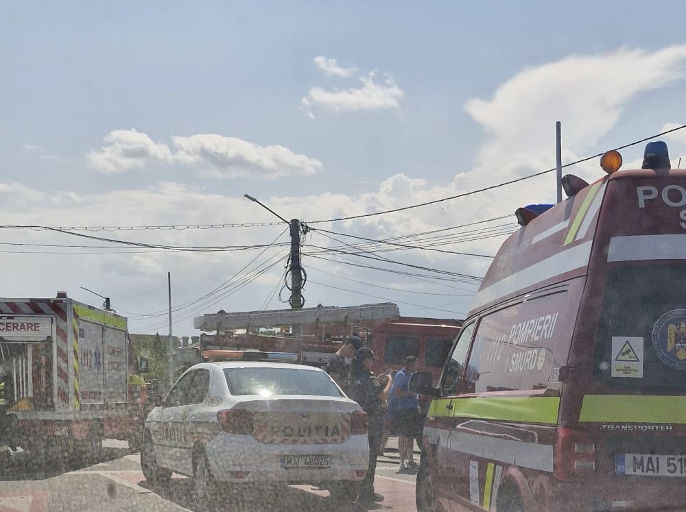 Mașină răsturnată în șanț pe DN2-E85 la Golești