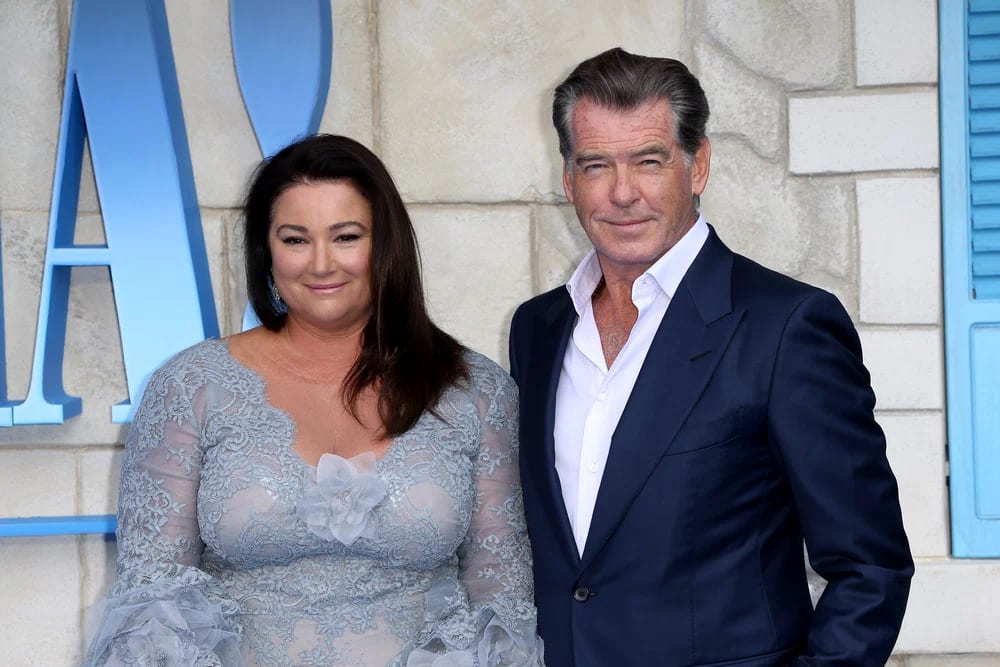 Pierce Brosnan și Keely Shaye Smith la prânz